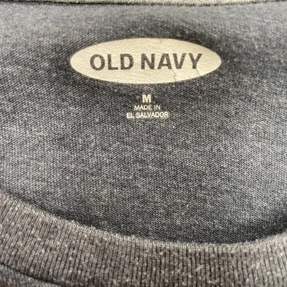 Old Navy T-Shirt - Picture 3 of 3